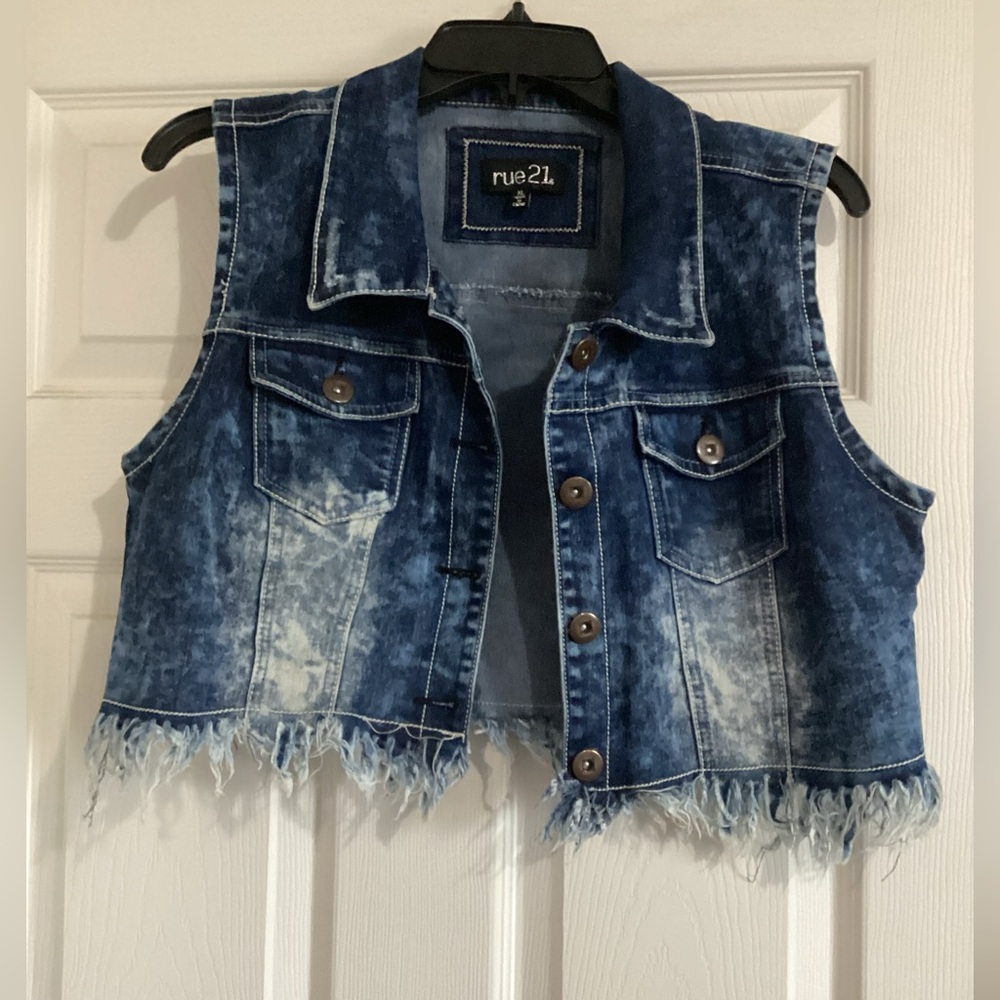 Rue 21 Jean Vest